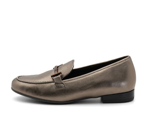 Kelowna Women's Metal Bit Loafer - Taiga 41