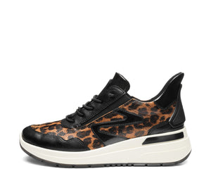 Galicia: Easy2Go Hands Free Sneaker - Leo 08