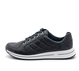 Oshawa Women's Quilted Lace-Up Sneaker (Final Sale)